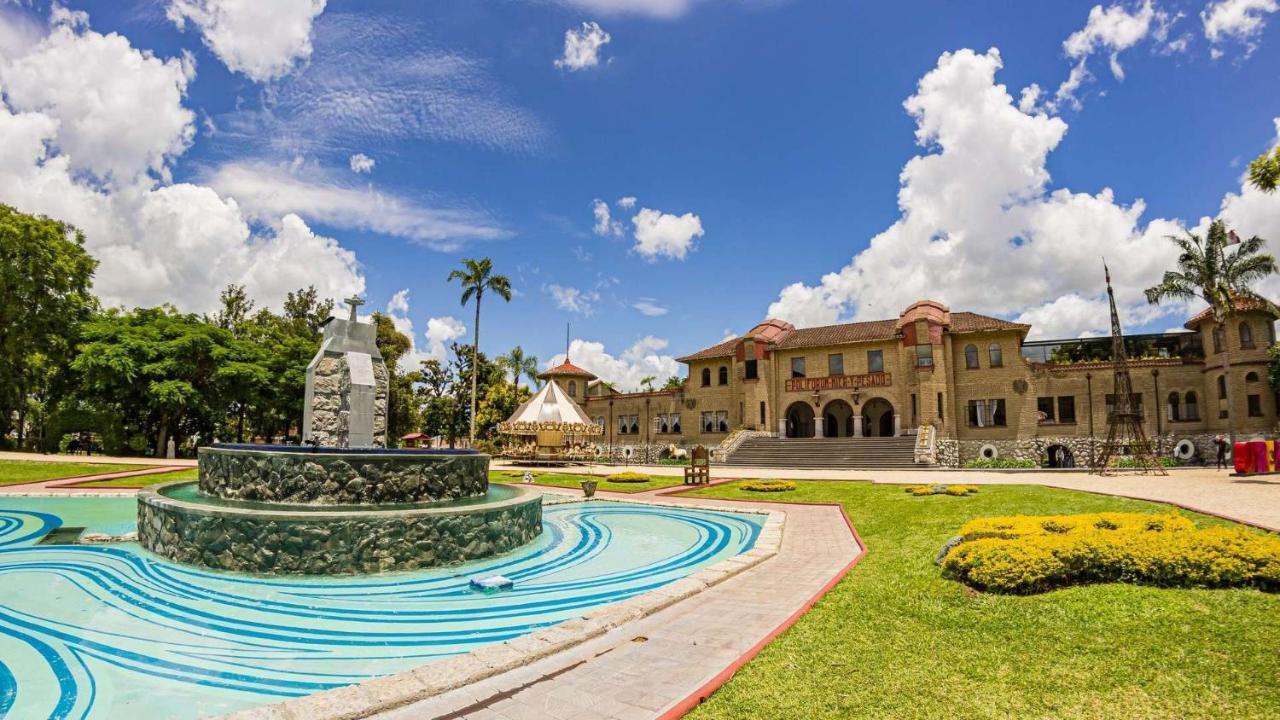 Hotel Catalina Orizaba  Zewnętrze zdjęcie