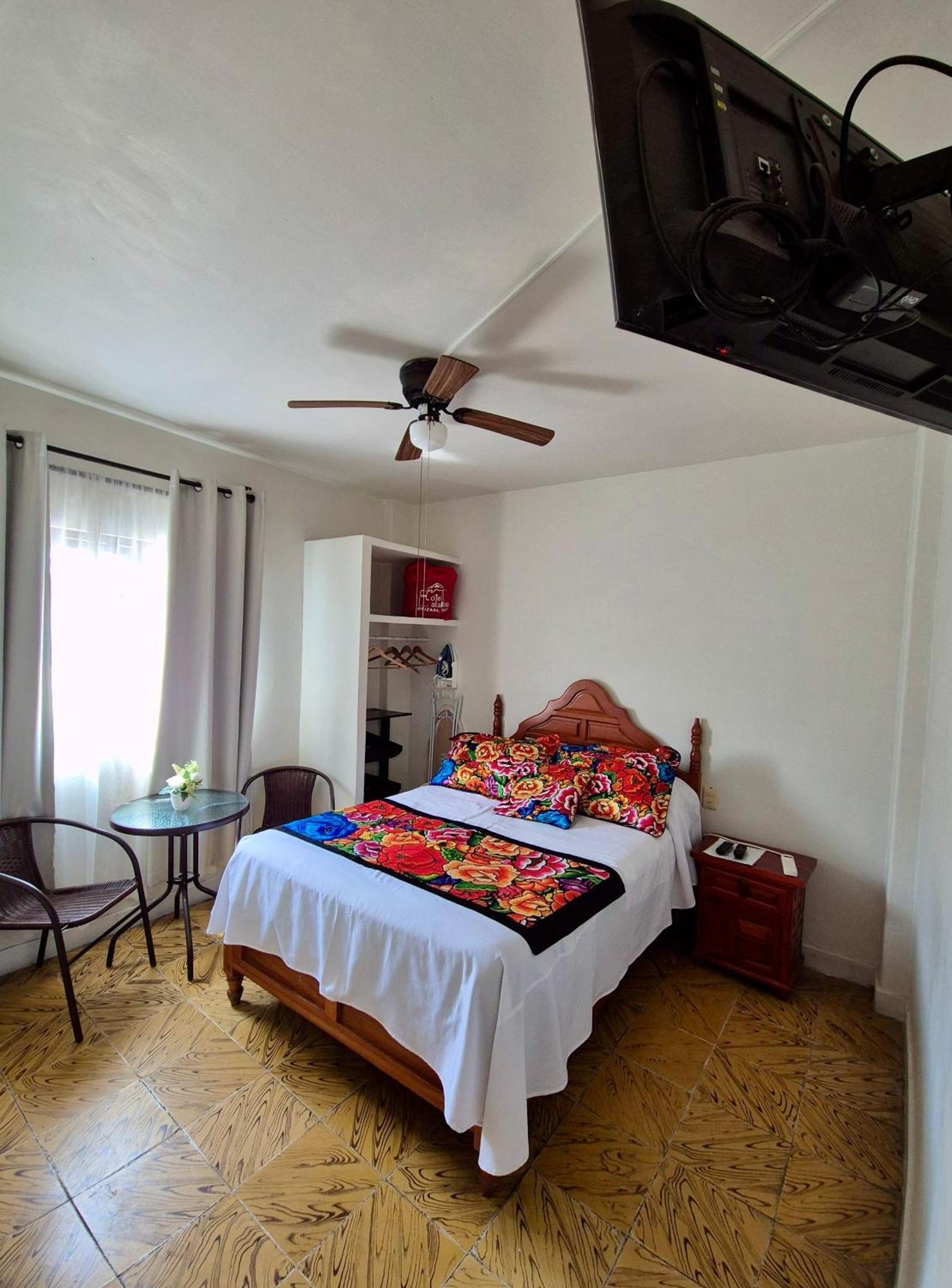 Hotel Catalina Orizaba  Zewnętrze zdjęcie