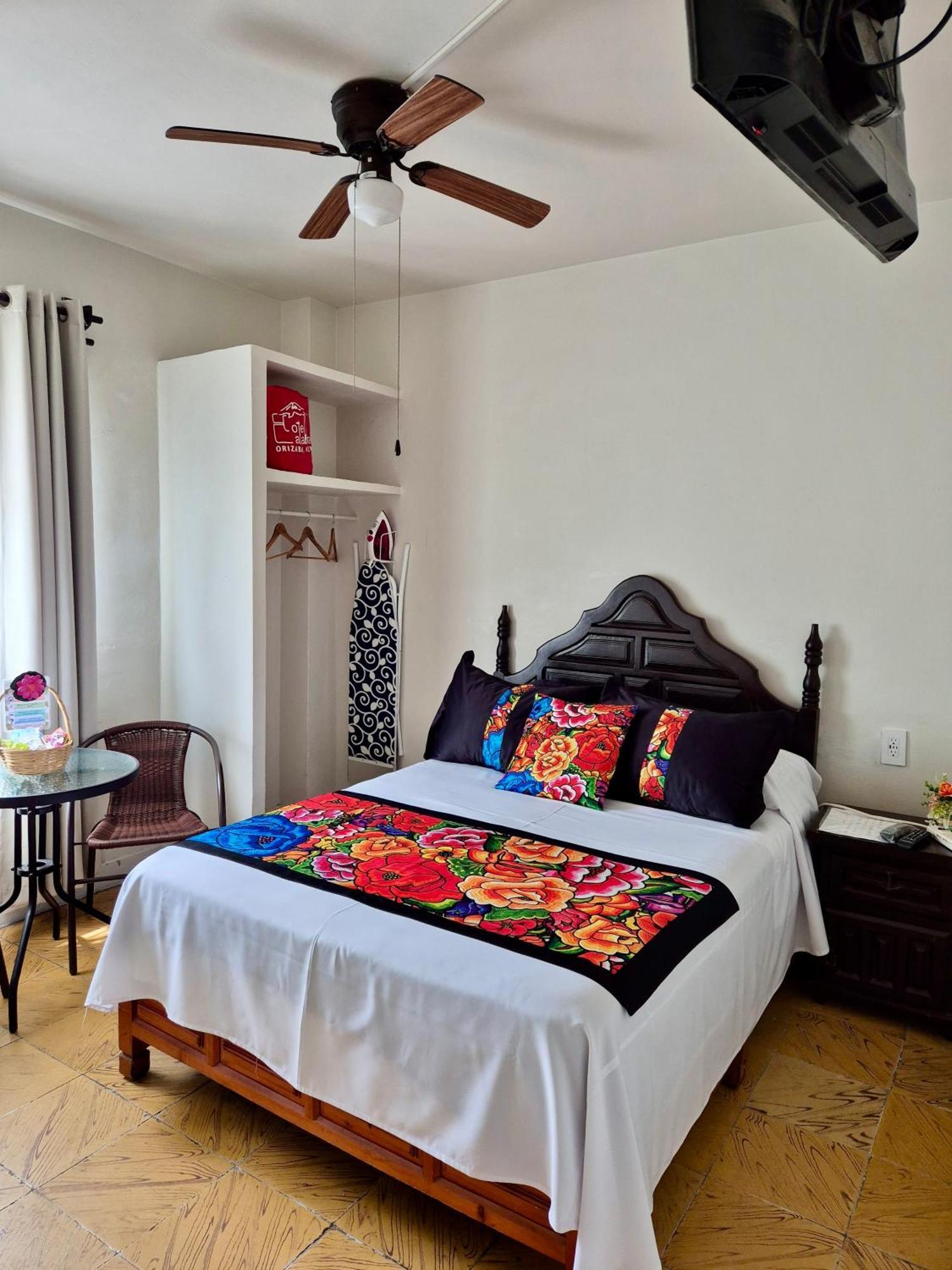 Hotel Catalina Orizaba  Zewnętrze zdjęcie