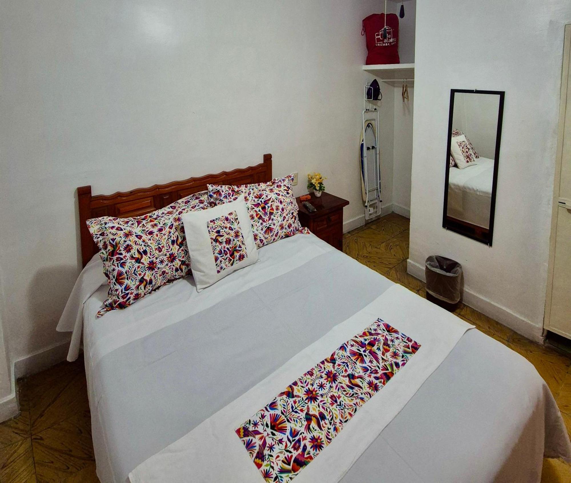 Hotel Catalina Orizaba  Zewnętrze zdjęcie